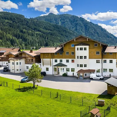 Aparthotel Paradies - Schrempfgut-2