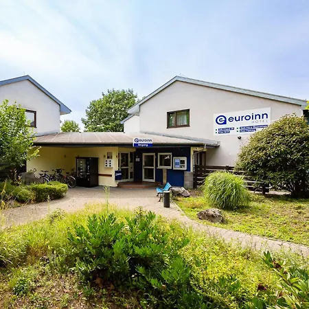 Euro Inn - Hostel-3