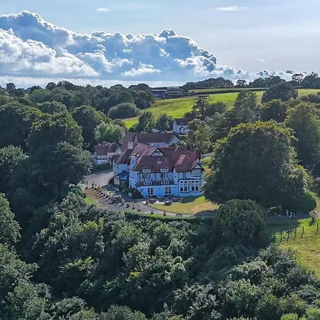 The Penrallt Country House Hotel-3
