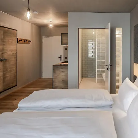 GH1 Aparthotel am Glockenplatz-2