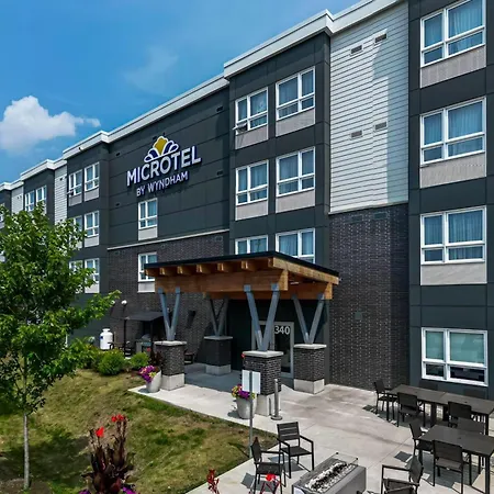 Microtel Inn & Suites By Wyndham Kanata Ottawa West-2