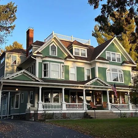 Franklin Manor Bed And Breakfast-3