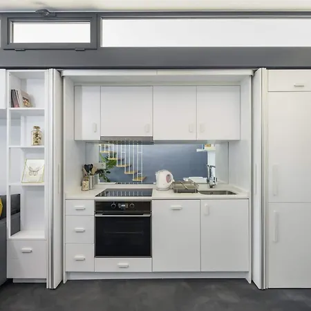 Bright Modern Design New Duplex Loft Patio! #145-3