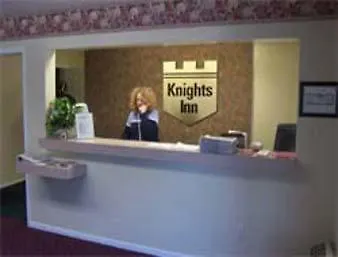 Travelodge By Wyndham New Philadelphia-2