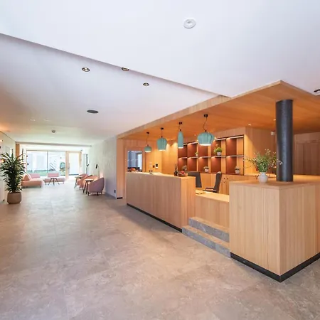 Linara Mountain Family Stay-2