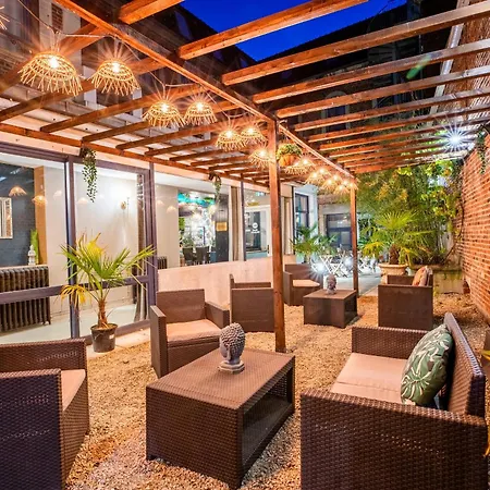 Best Western Hotel Saint Claude-3
