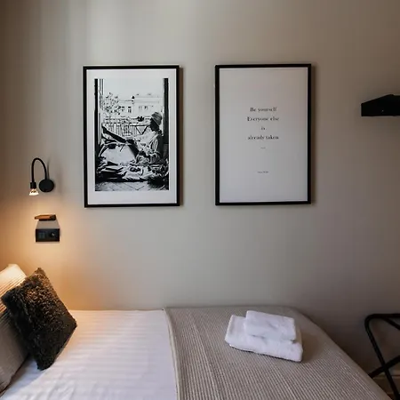 Hotel Rose Red-2