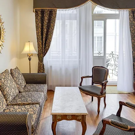 Boutique Hotel Romanza-3