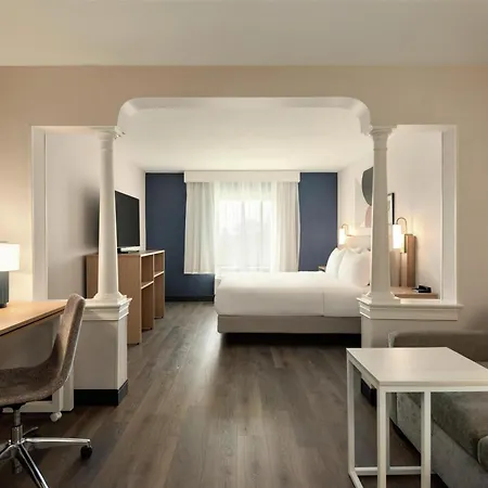 Spark By Hilton Woburn Boston-3