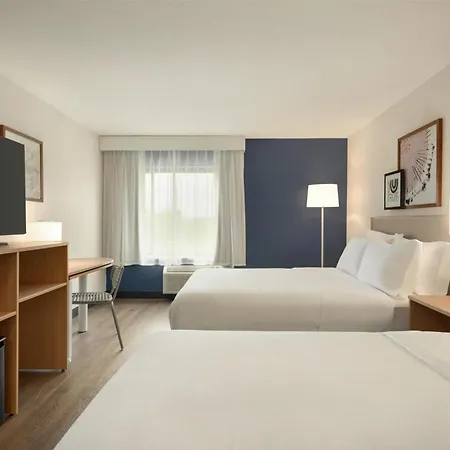 Spark By Hilton Woburn Boston-3
