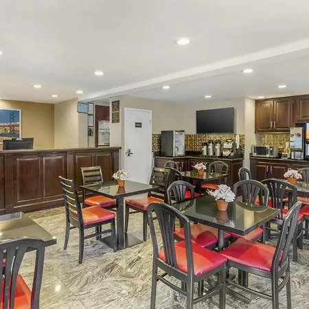 Best Western Fort Lee-3