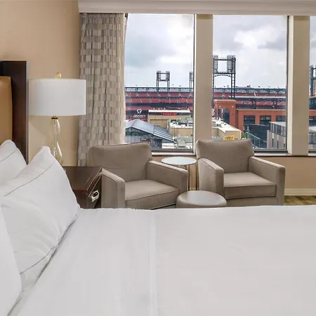 Hilton St. Louis At The Ballpark-3