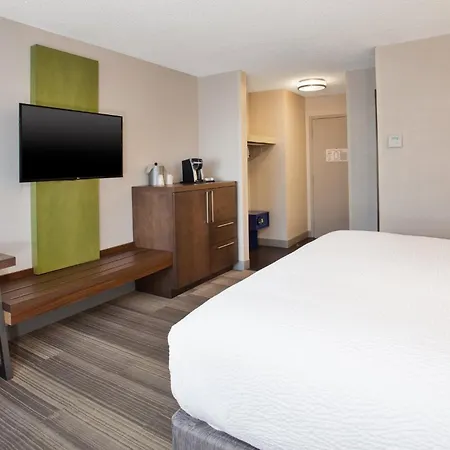 Holiday Inn Express Nashville Airport By Ihg-2