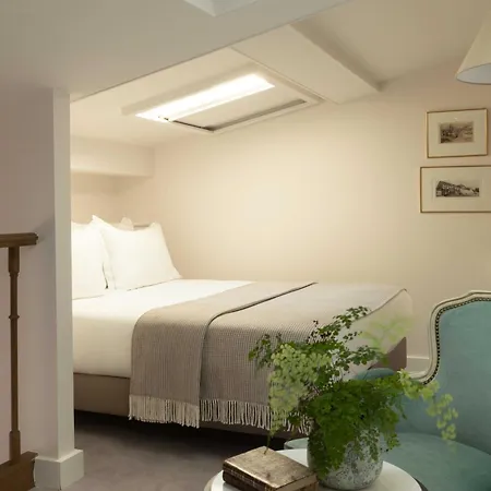 Hotel Du Quai Voltaire-2