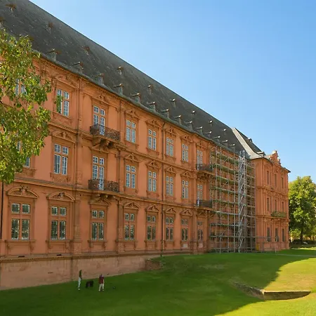 Mainzer Hof-3