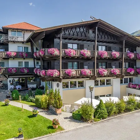 Parkhotel Seefeld-3