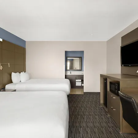 Travelodge Inn & Suites By Wyndham Anaheim On Disneyland Dr-3