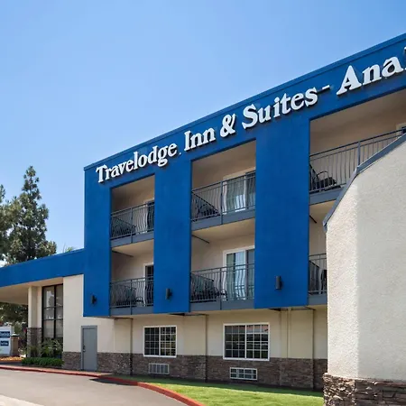 Travelodge Inn & Suites By Wyndham Anaheim On Disneyland Dr-3