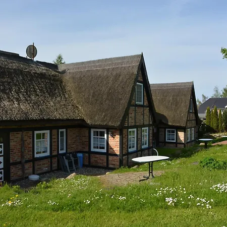 Reethaeuser Auf Ruegen-2