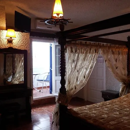 Hotel Porto Perissa-3