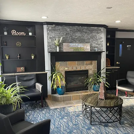 New Victorian Inn & Suites Lincoln-3