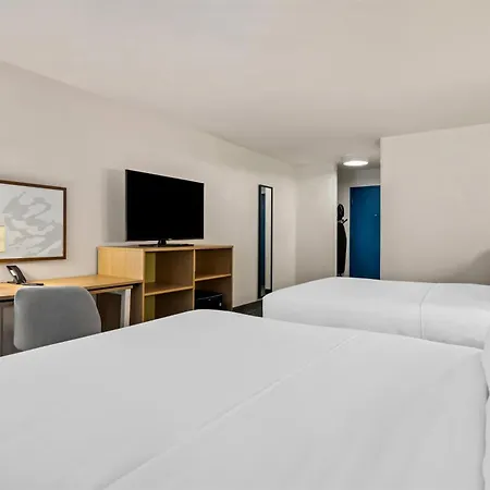 Spark By Hilton Merrillville-2