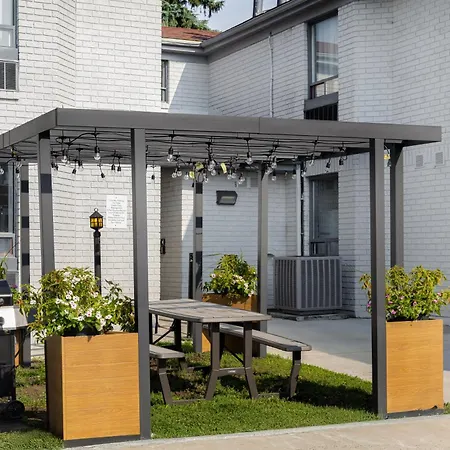 Spark By Hilton Brockville-2