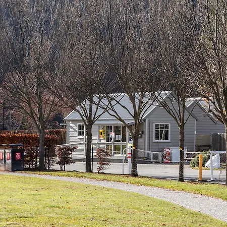Hampshire Holiday Parks - Arrowtown-3