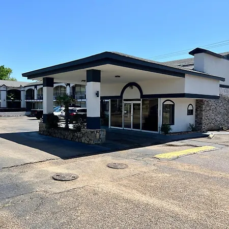 Executive Inn Texarkana-3