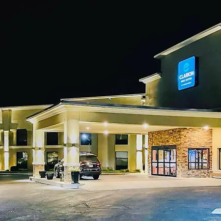 Clarion Inn & Suites Evansville Eastland Area-2