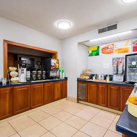 Quality Inn Fredericksburg-Central Park Area-2