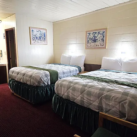 Town House Motor Inn-3