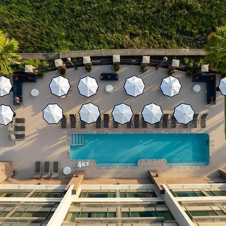 Hilton Garden Inn Charleston Waterfront/Downtown-3