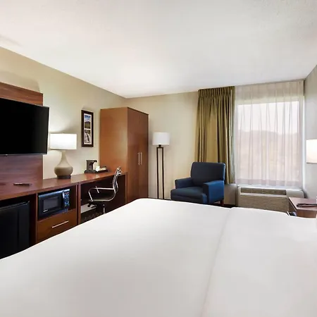 Comfort Inn Lexington Virginia Horse Center-2
