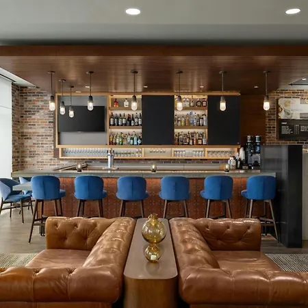 Courtyard By Marriott Portland Downtown/Waterfront-2