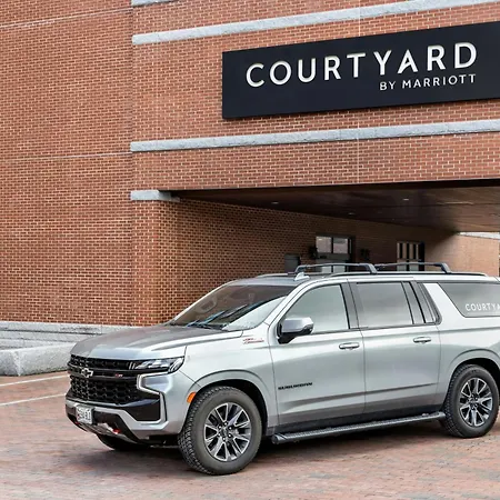 Courtyard By Marriott Portland Downtown/Waterfront-2