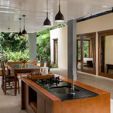 Senetan Villas And Spa Resort-2