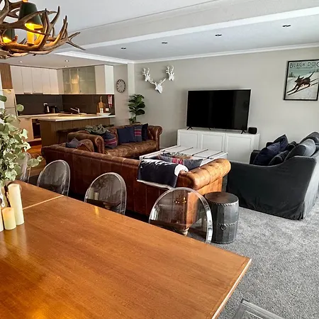 Altitude Apartments-3