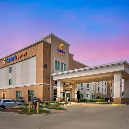 Comfort Suites West Omaha-3