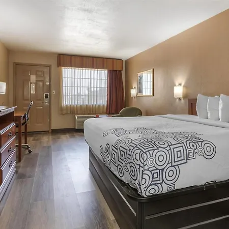 Surestay Plus Hotel By Best Western Poteau-2