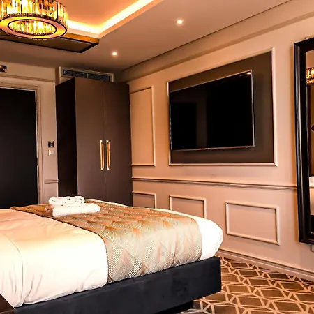 Seven Hotel-3