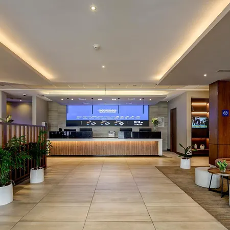 Wyndham Santiago Aeropuerto-2