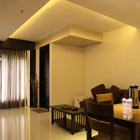 Hotel Gokulam Park-3