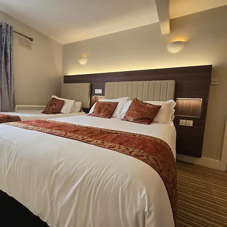 Double Bedroom Studios-2