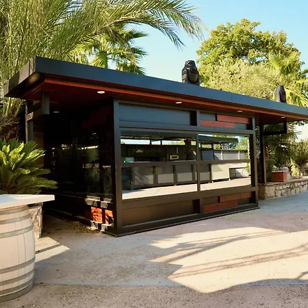 Chambre d'hote,Fitness&Billard Gratuit&SPA Mas la Farelle-2