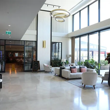 Ramada by Wyndham Izmir Aliaga-2