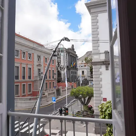 Tenerife Art Hostel-2