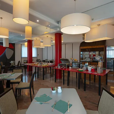 Hotel Toscanini-2
