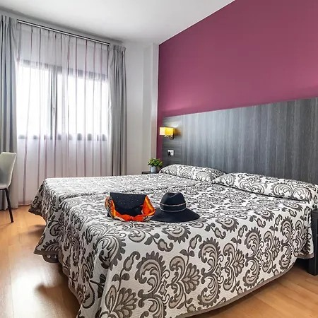 Hotel Abades Via Norte-3