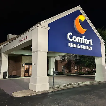 Comfort Inn & Suites Toledo North-3